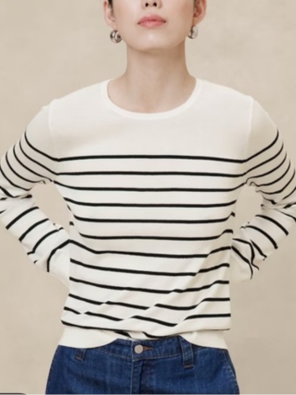 Banana Republic Black & White Striped Long-Sleeve Crewneck Shirt 11